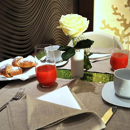 Hotel Palazzo Fortunato Сант'Агата-ді-Мілітелло Екстер'єр фото