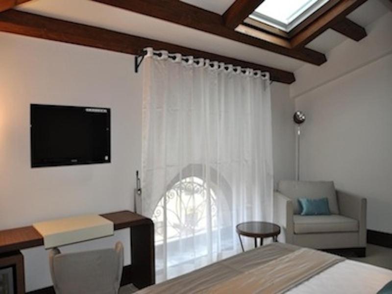 Hotel Palazzo Fortunato Сант'Агата-ді-Мілітелло Екстер'єр фото